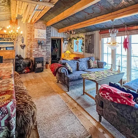 Semesterbostad 4 Bedroom In