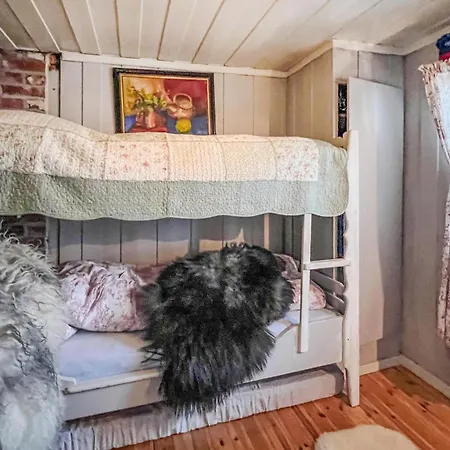 Feriehus 4 Bedroom In *