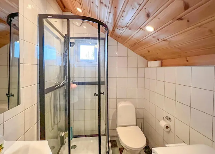 Semesterbostad 4 Bedroom In *