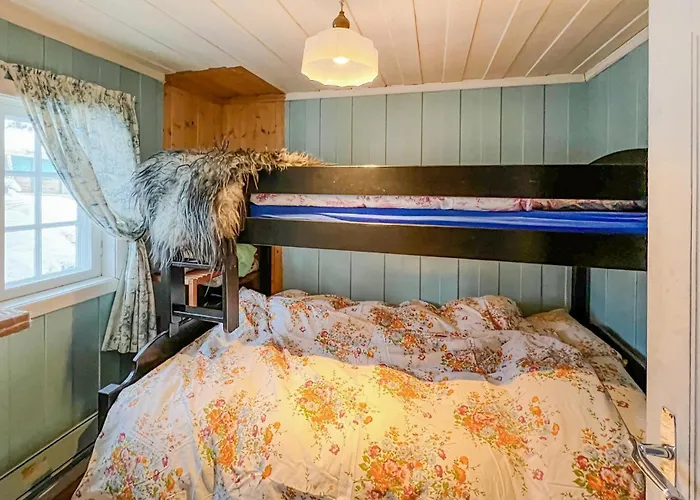 Semesterbostad 4 Bedroom In *